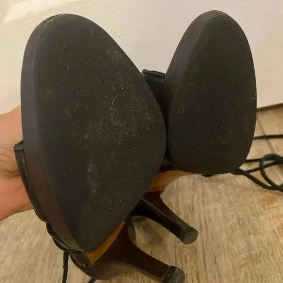 Yves Saint Laurent Black Leather Moorland Lace Up Gladiator Heels - Picture 10 of 14